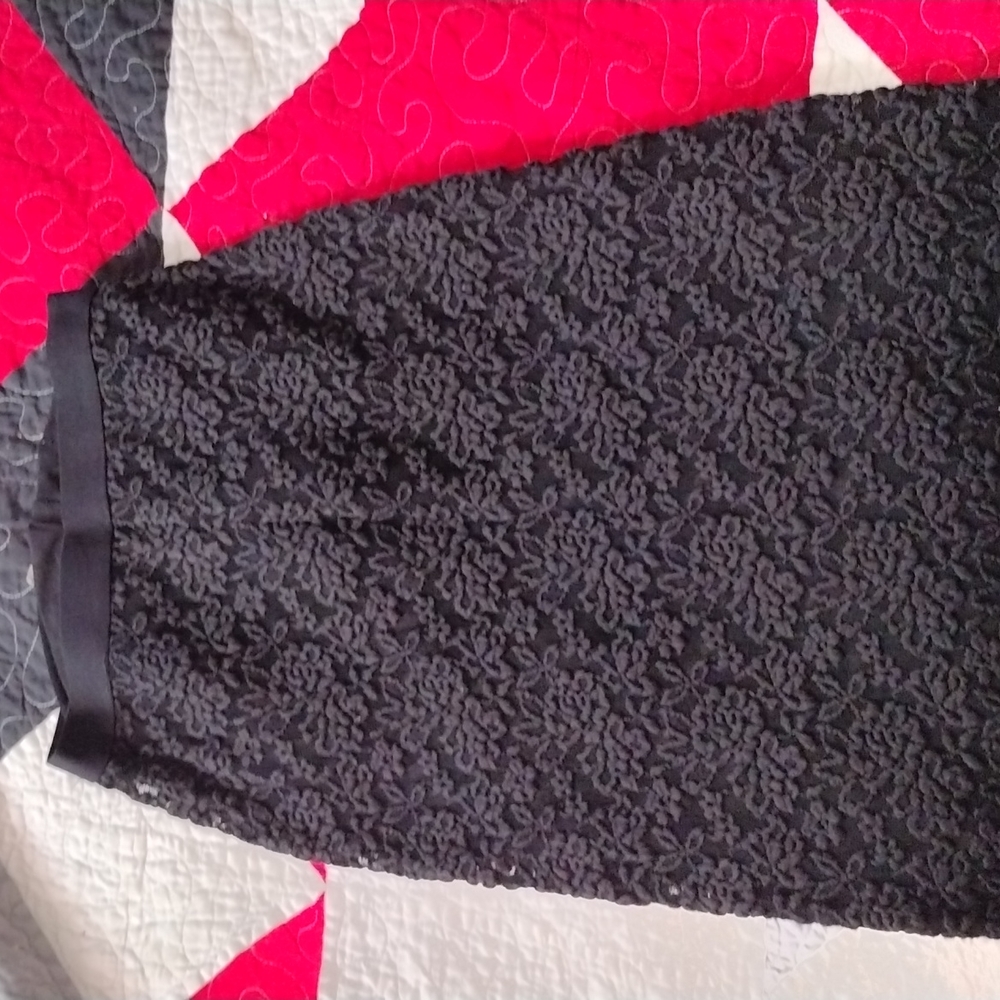 Black lacke skirt